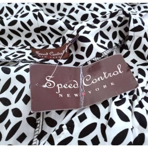 SPEED CONTROL NEW YORK BLACK & WHITE DRESS SZ.S EUC. - Picture 8 of 8